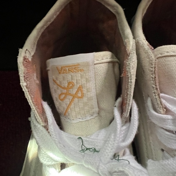 Vans Lizzie’s Shoes - Picture 8 of 11